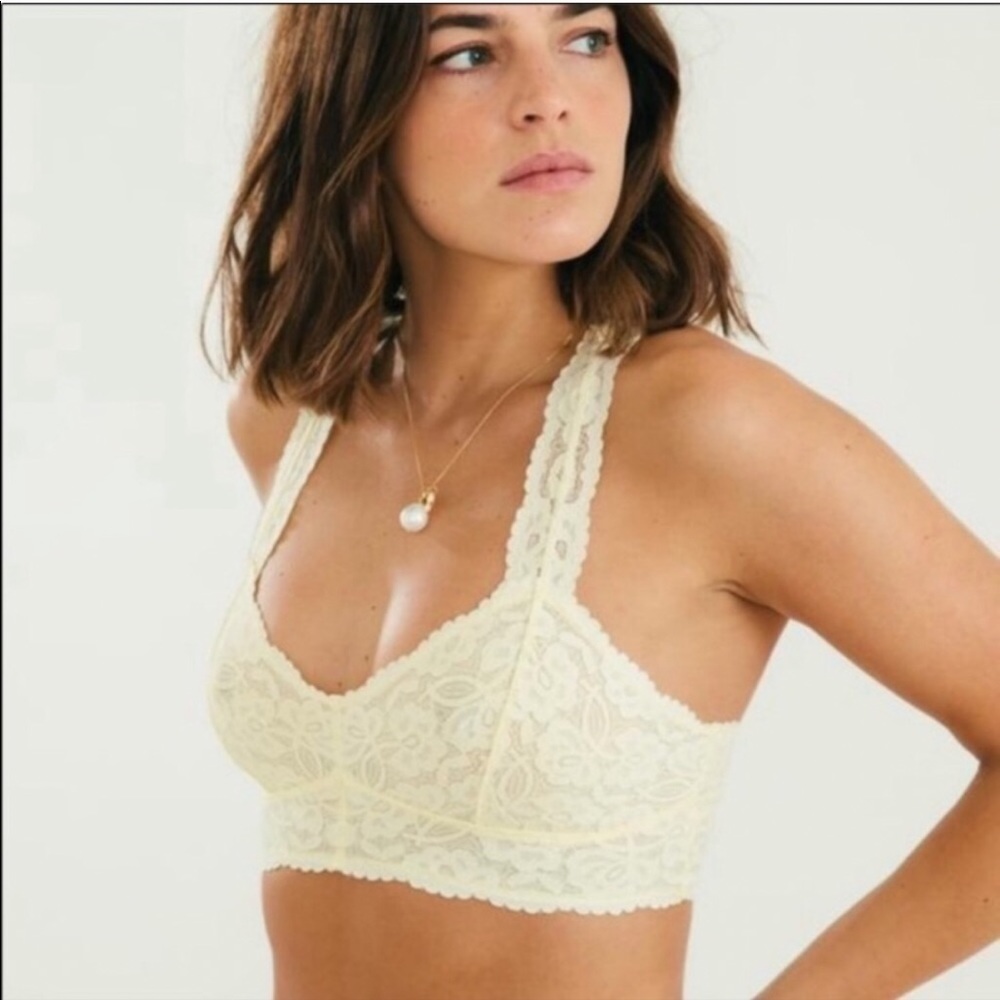 Free people galloon racerback lace bralette 🍋